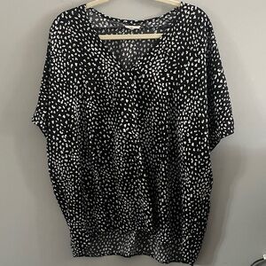 JODIFL Speckled Black and White Blouse